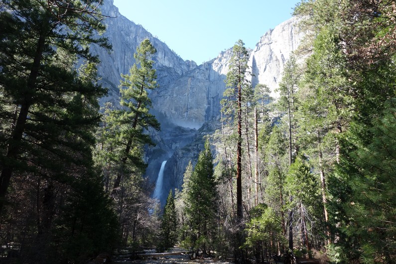 USA Yosemite waterfall