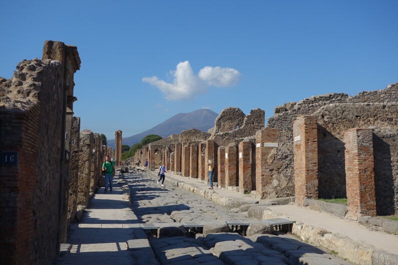 Pompeje Třída Via del Vesuvio